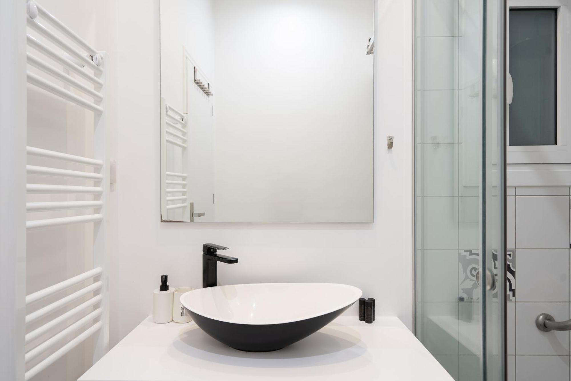 Vibrant & Cozy Apt In Athens Luaran gambar