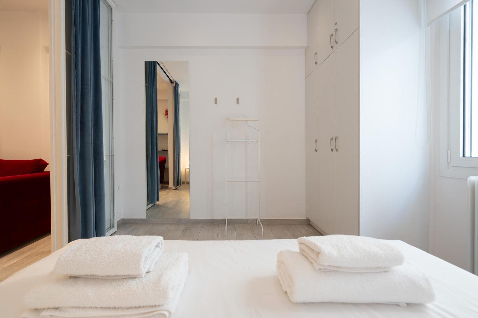 Vibrant & Cozy Apt In Athens Luaran gambar