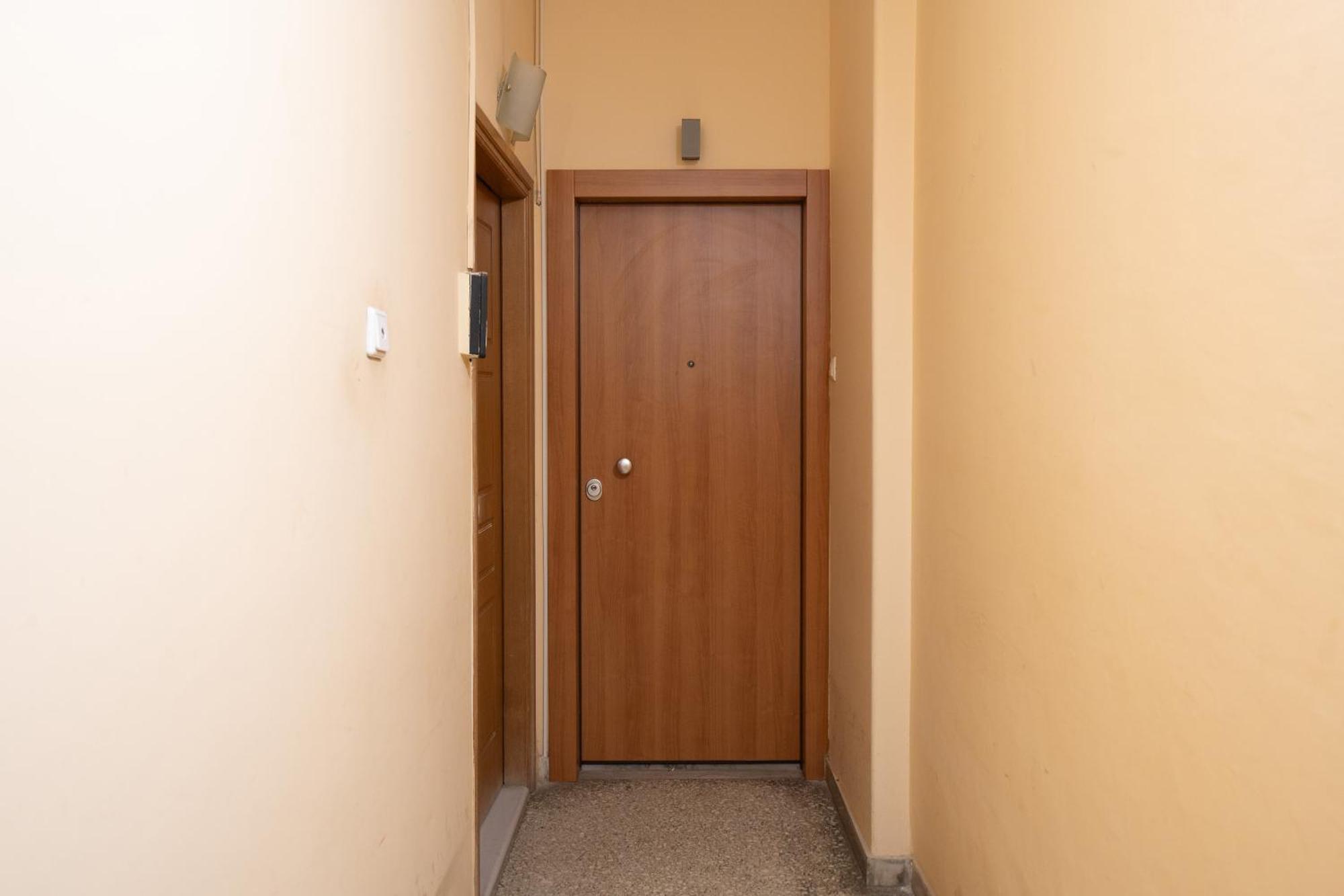 Vibrant & Cozy Apt In Athens Luaran gambar