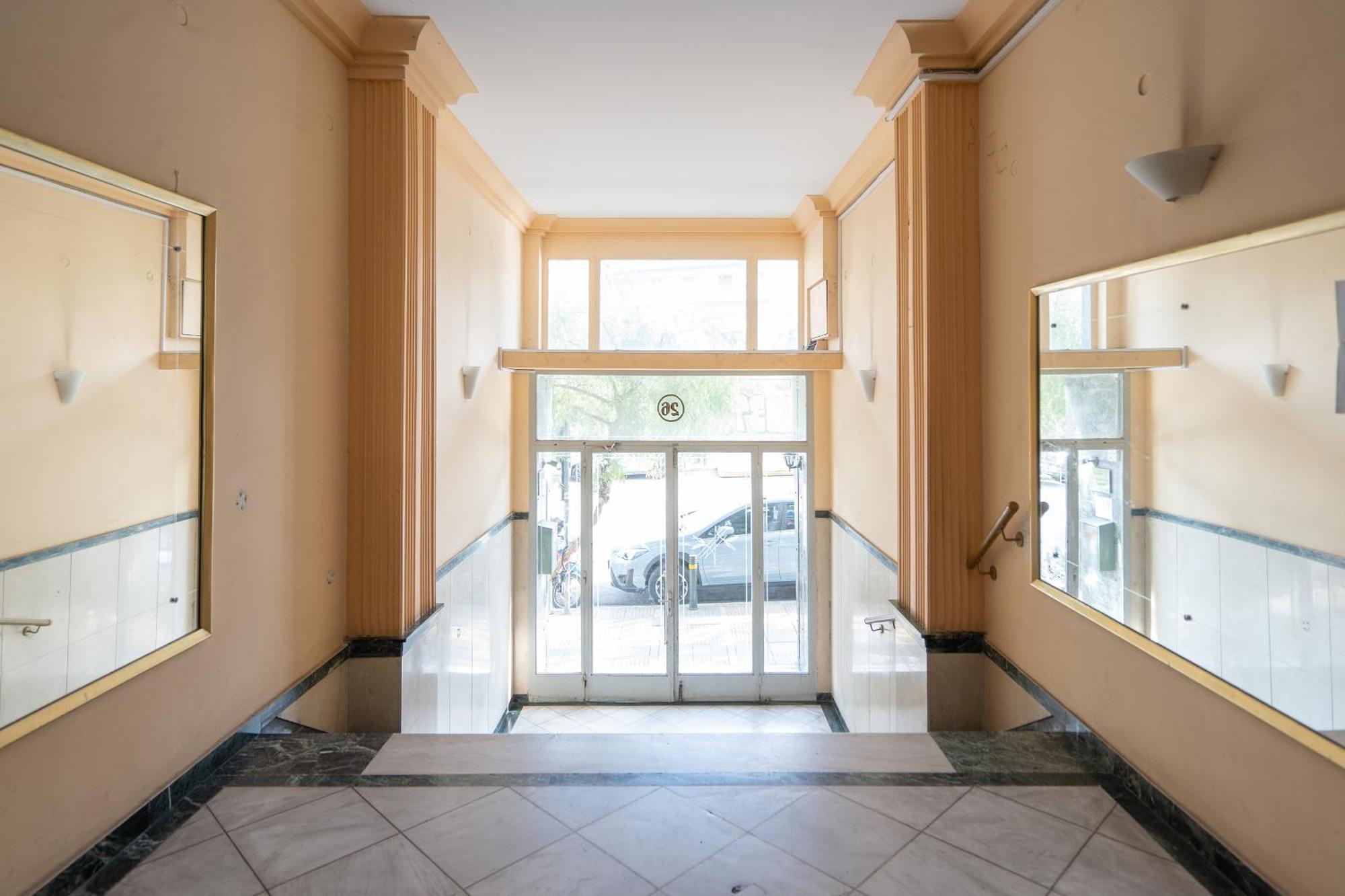 Vibrant & Cozy Apt In Athens Luaran gambar